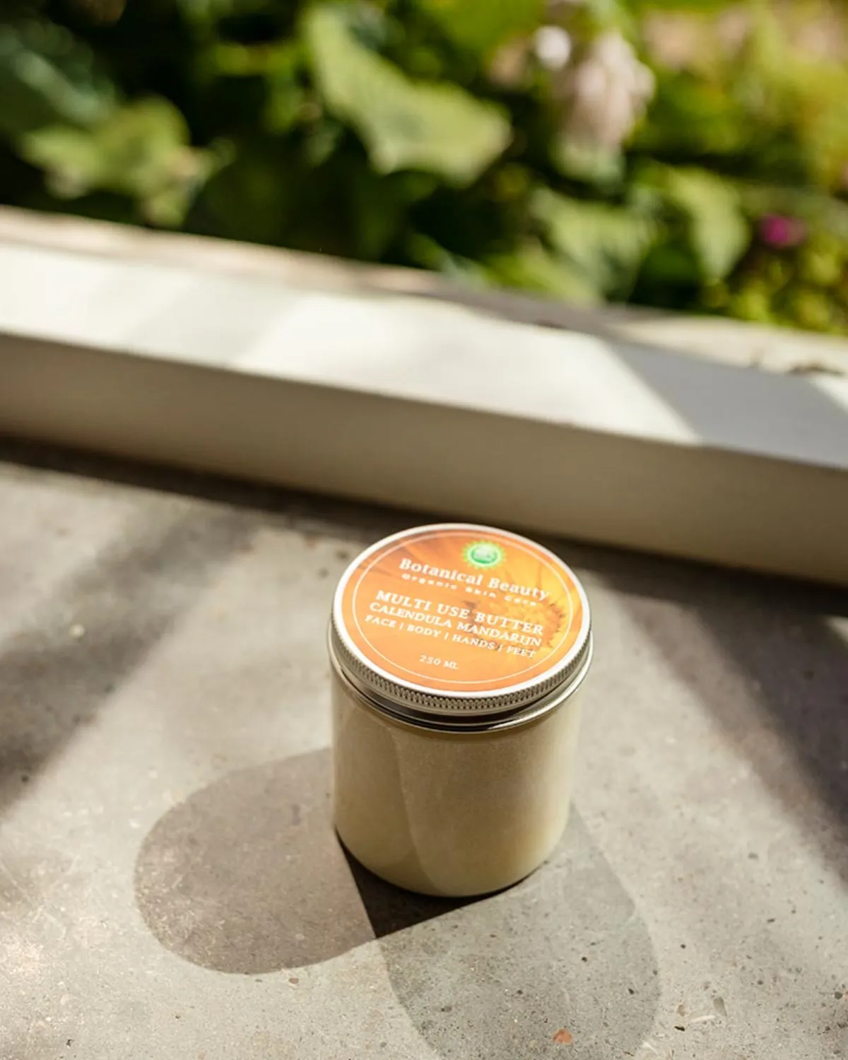 Multi Use Butter Calendula Mandarijn sfeerbeeld 2
