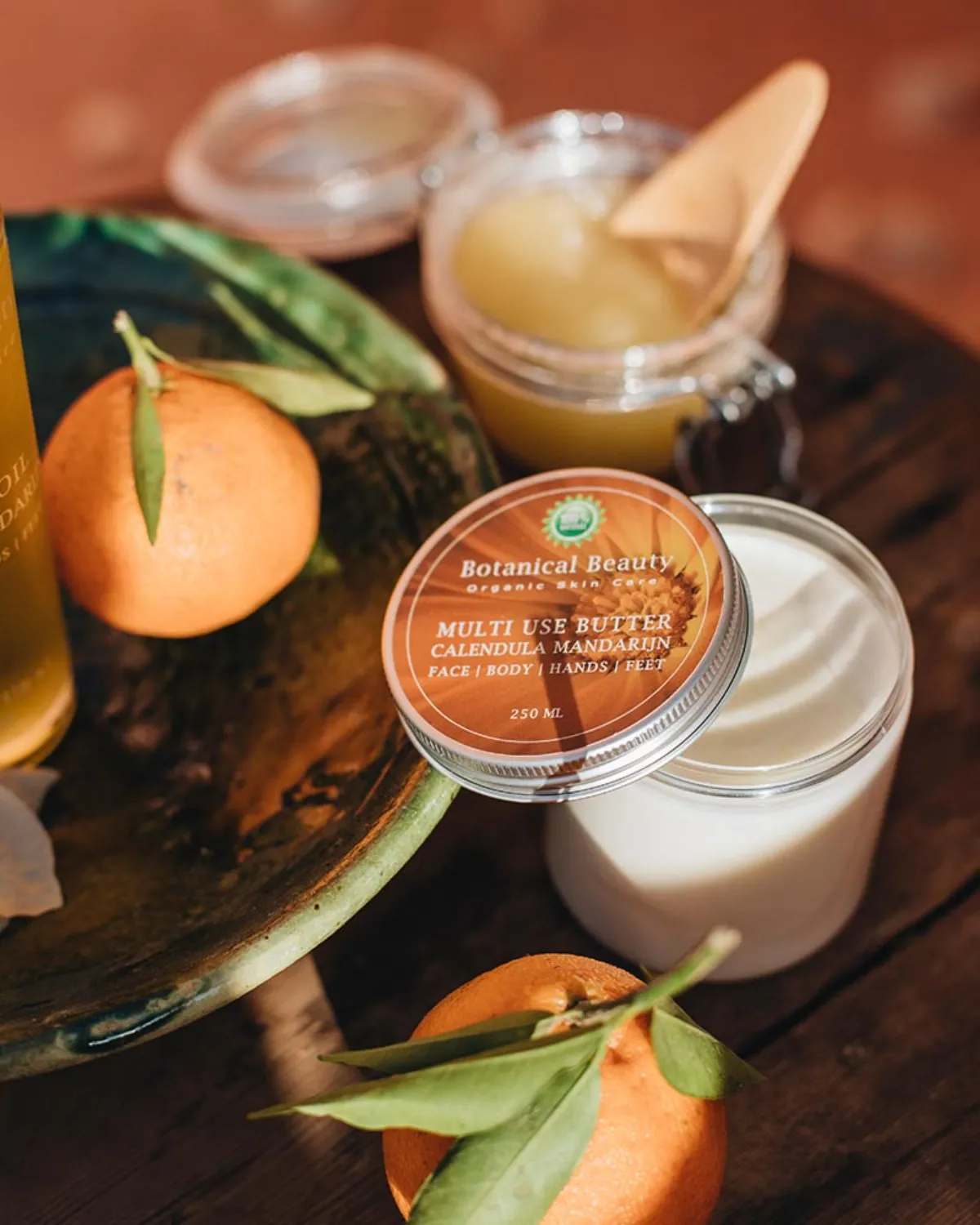 Multi Use Butter Calendula Mandarijn sfeerbeeld 3