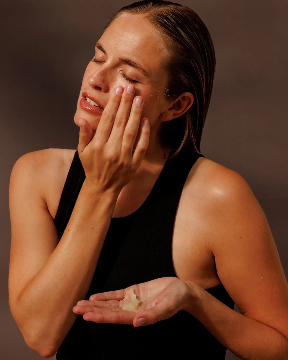 Face Scrub Roos sfeerbeeld 5