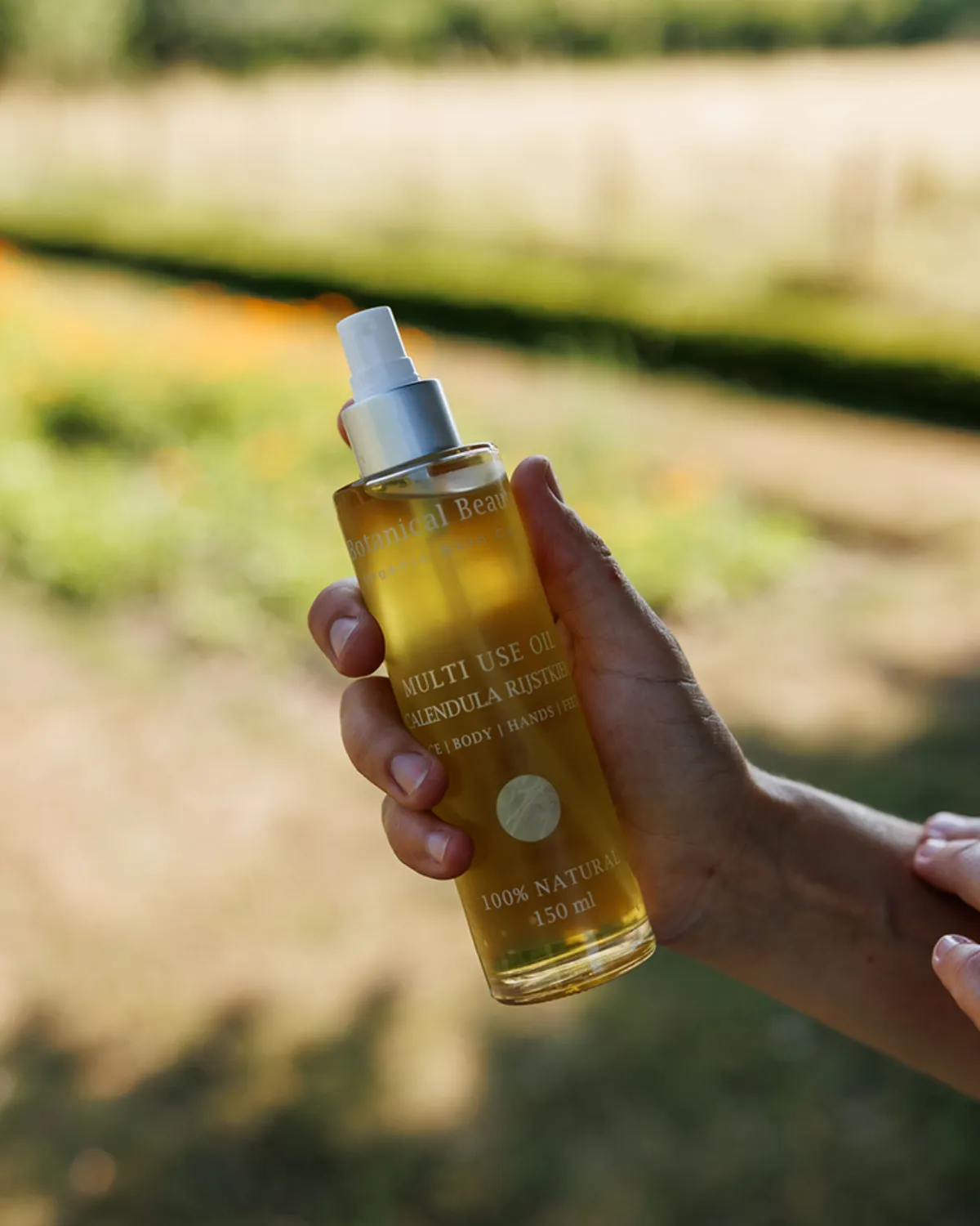 Multi Use Oil Calendula Rijstkiem sfeerbeeld 3